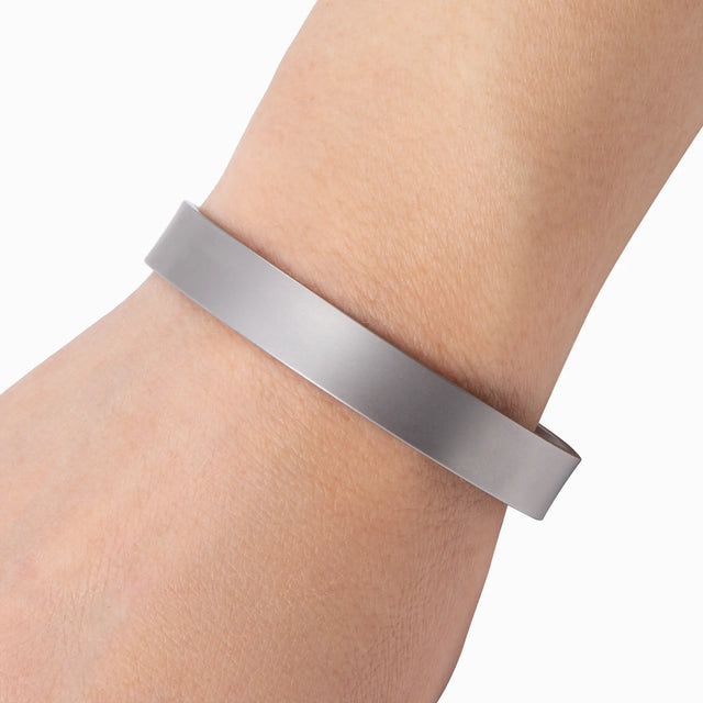 Memory bracelet with own engraving