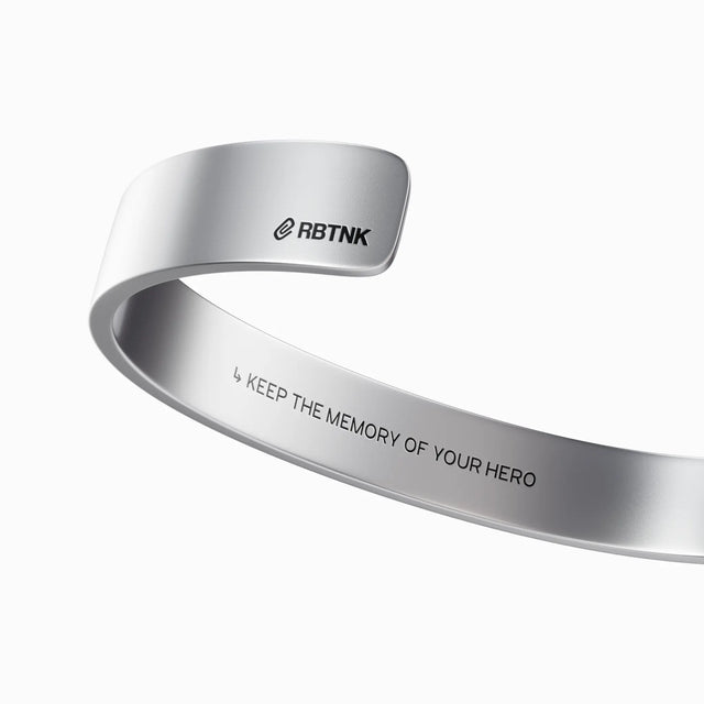 Memory bracelet with own engraving